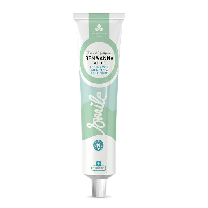 b_a_tube_alu_w_white_720x_eedac436-0f33-4ea0-bafe-664228078a03 Ben & Anna Zubní pasta s fluoridem (75 ml) - White - s mátou a šalvějí